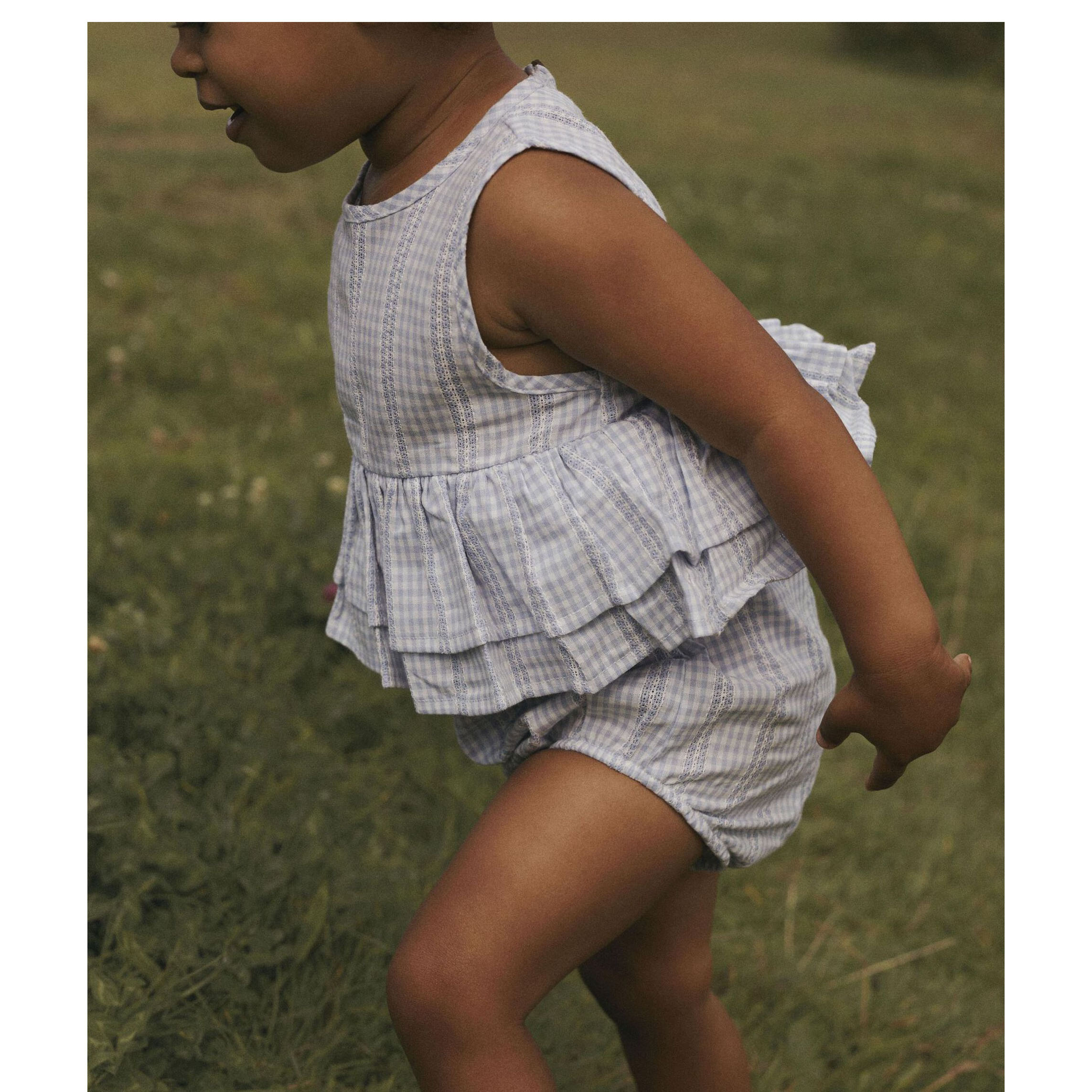 13243091_ZenBlue_008