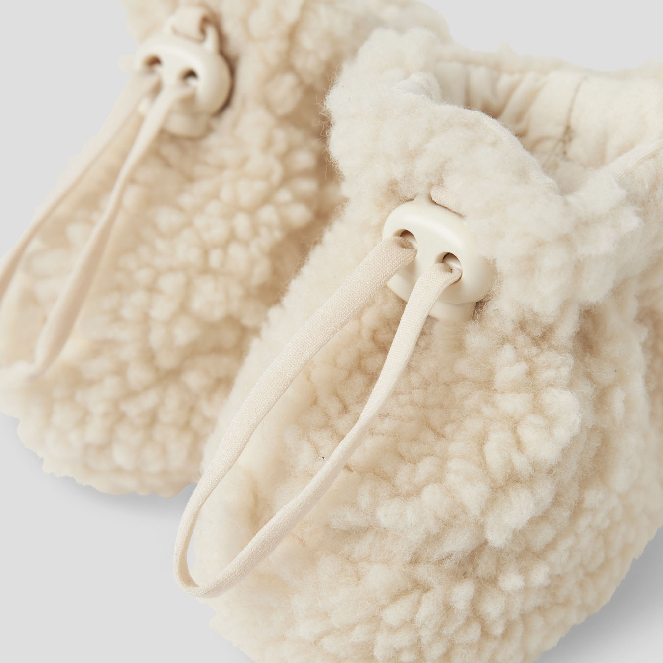 F_13249395_M_4883079_Front-Full-kopiera