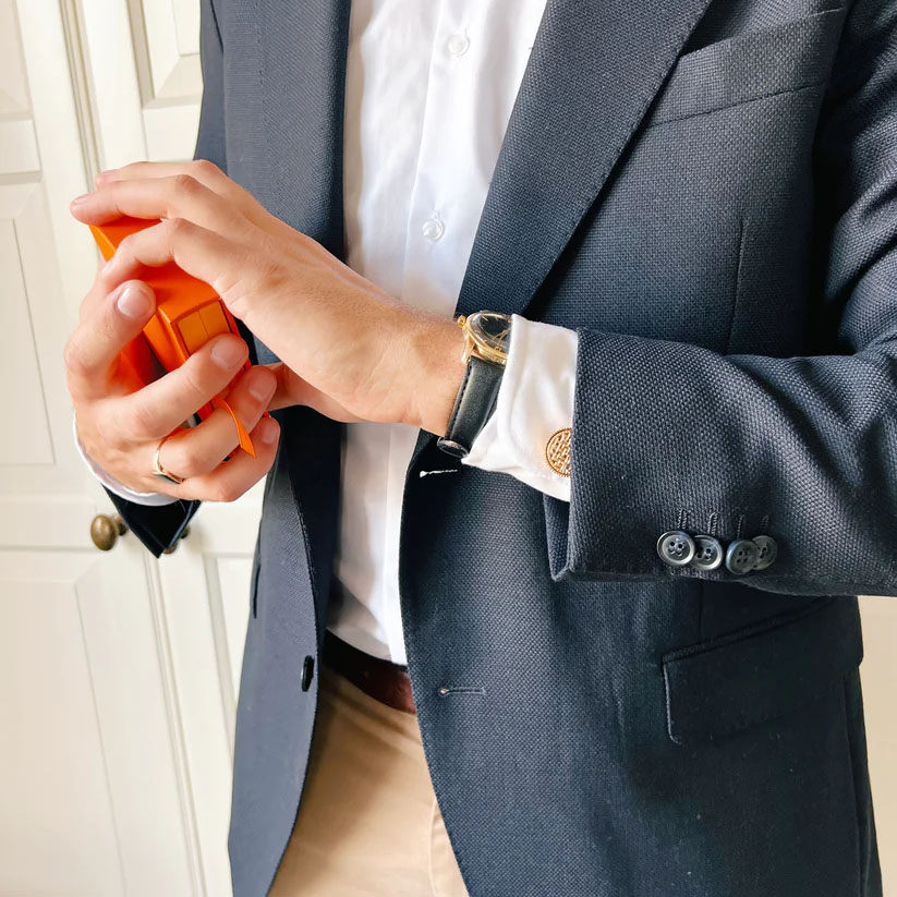 Magnus_Faux_Cufflinks_Gold_2-pack_4