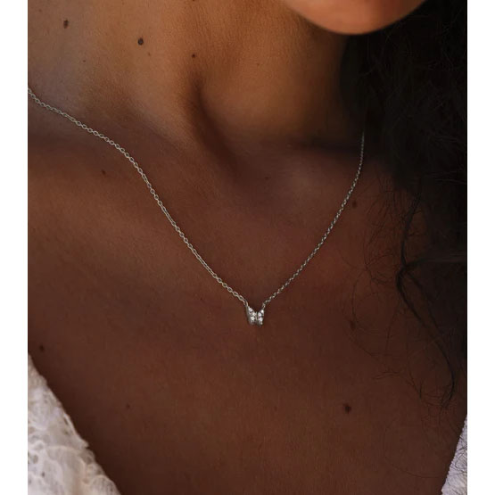 Floral-ButterflySteelNecklace-angle3-large_1665881.jpg-kopiera