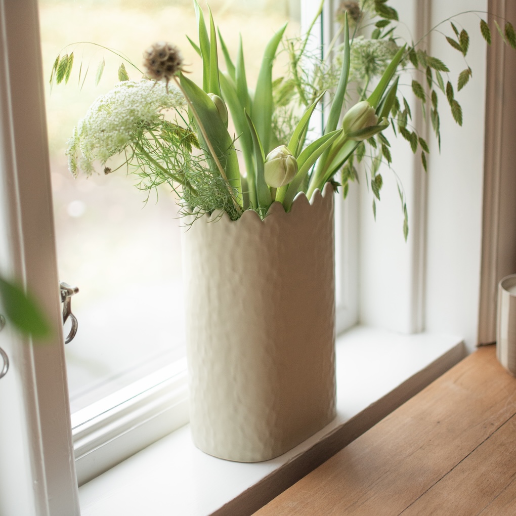 dbkd_ss25_flowery_creme-1