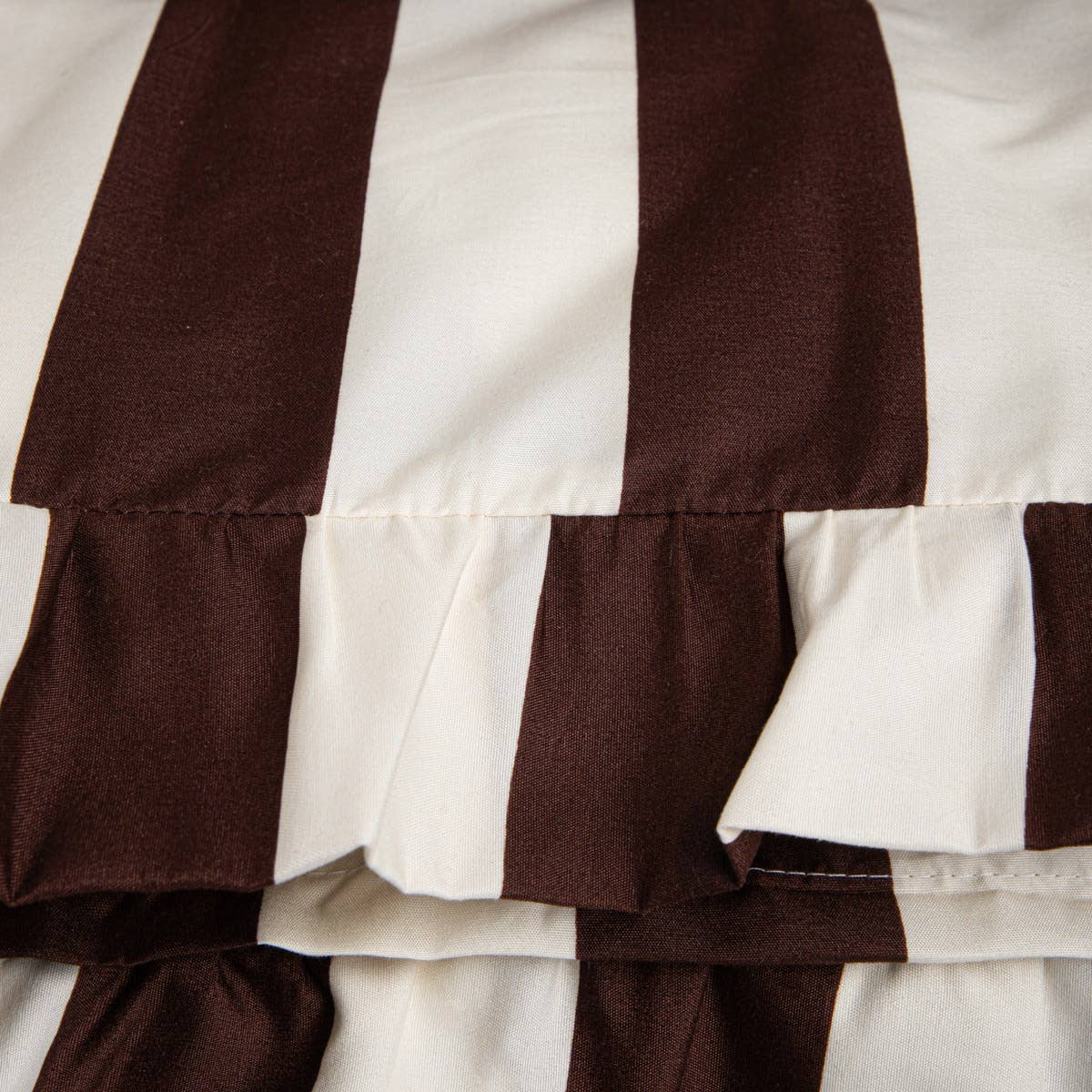 bed-linen-tiffany-chocolate-ecru-140x200-50x60-3